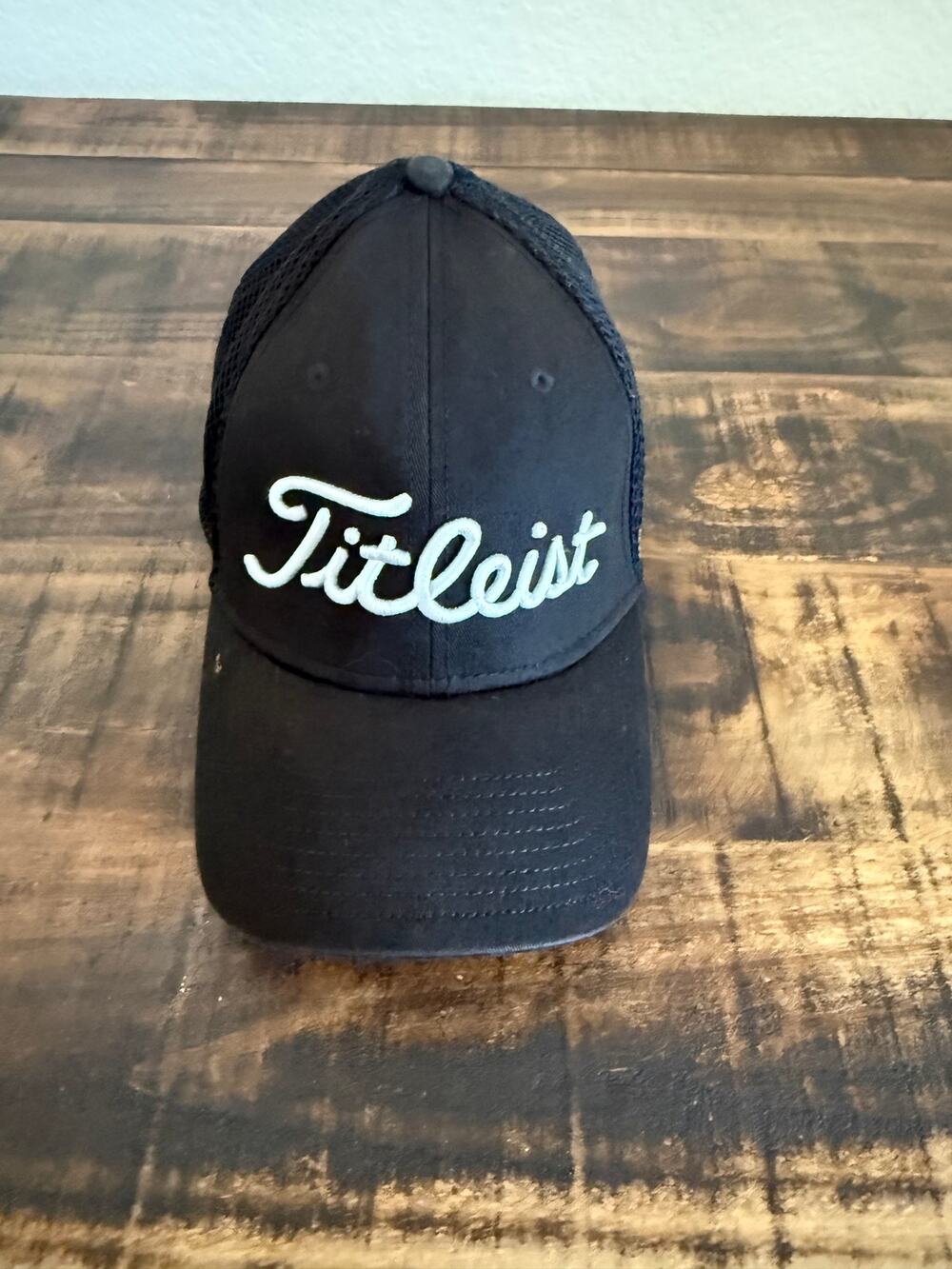 Titleist Pro V1 New Era Golf Hat S/M Black Fitted Mesh Cap FootJoy